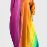 Anė | Sklandus Suknelė su V formos iškirpte ir spalvota spauda