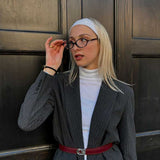 Clarence Leesbril | Skaitymo Akinių