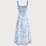 Renata | Midi mėlynas su gėlių raštu, kvadratiniais iškirpimais ir raukšlėmis